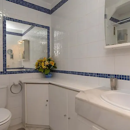 Club Atlantis 118 - One Bed Apartment Costa Adeje (Tenerife)