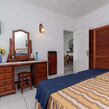 Club Atlantis 118 - One Bed